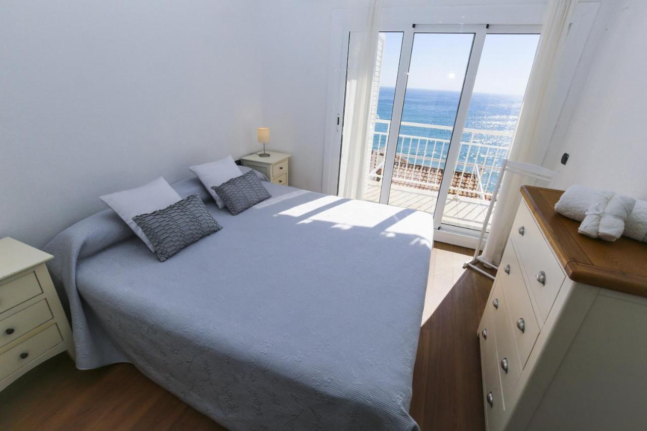 Villa Frontsea Only Families Planet Costa Dorada Salou Exterior foto